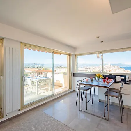 High Standing With Incredible Old And Sea Views Apartment