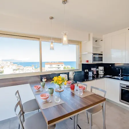 Apartment High Standing With Incredible Old And Sea Views Antibes