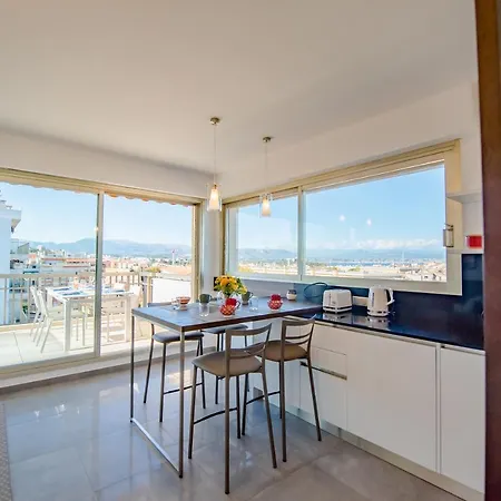 High Standing With Incredible Old And Sea Views * Antibes